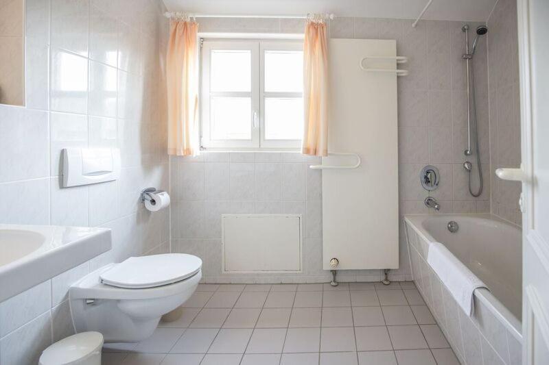 Feriendorf Rugana - Klassik Appartement Mit 1 Schlafzimmer B58 Dranske Exterior photo